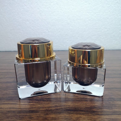 عالية الجودة 15g 30g 50g البلاستيك البني PMMA أكريليك غود غود غلاينغ كريم جرة المورد التعبئة والتغليف التجميلي